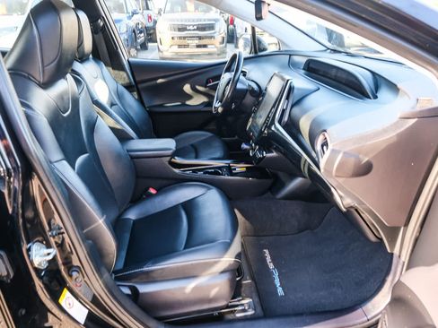 Certified 2020 Toyota Prius Prime Limited w/ Carpet Mat Package FWD image 18
