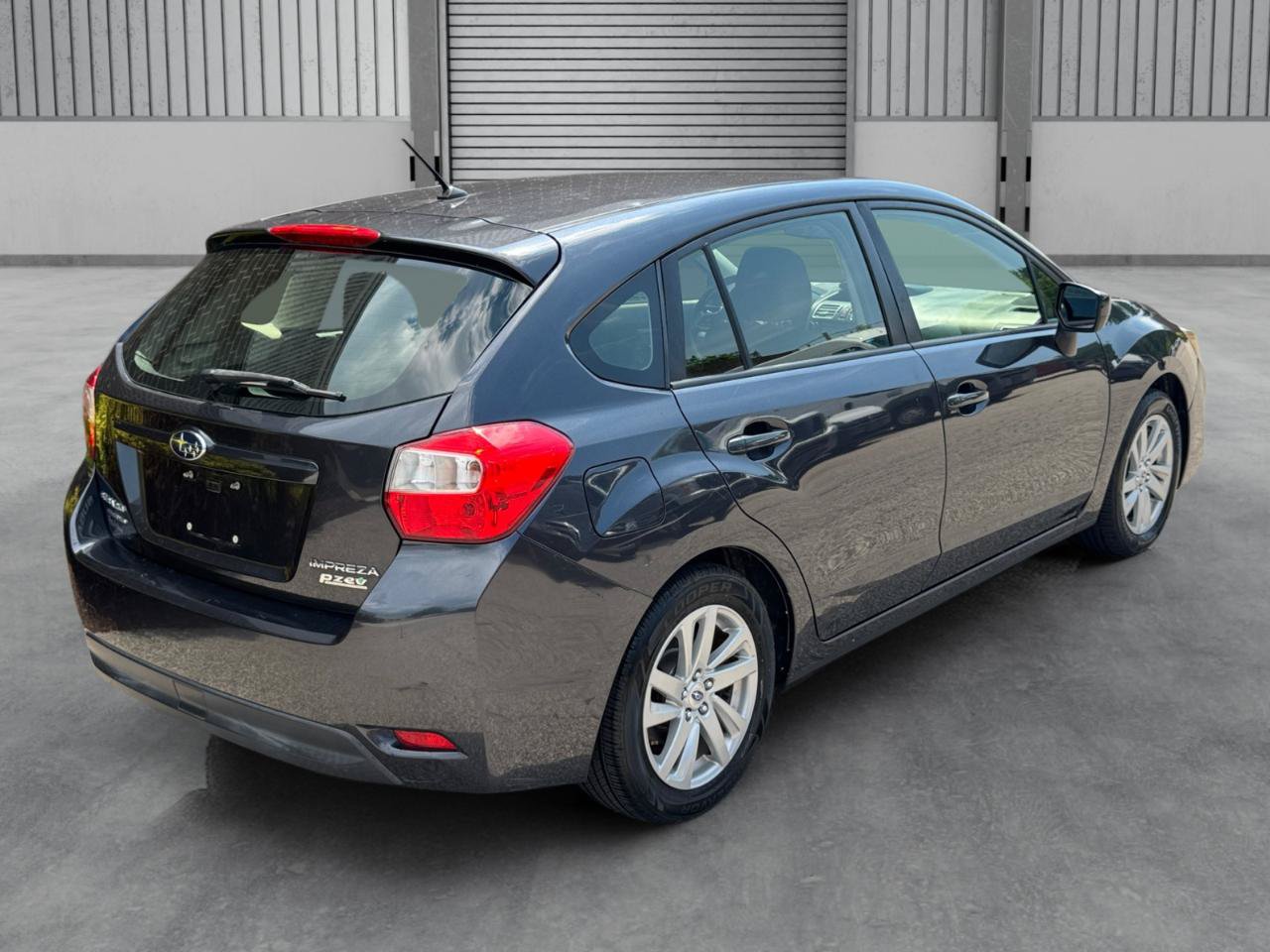 Used 2016 Subaru Impreza 2.0i Premium AWD/4WD image 32