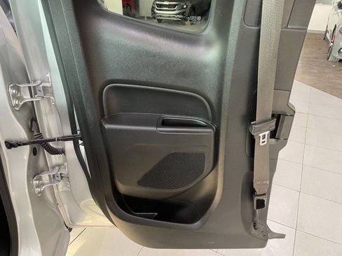 Used 2018 Chevrolet Colorado LT w/ LT Convenience Package image 21