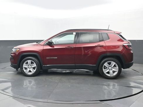 Used 2022 Jeep Compass Latitude w/ Convenience Group FWD image 22