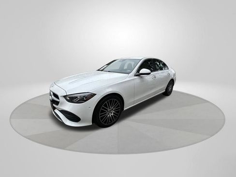 Used 2025 Mercedes-Benz C 300 4MATIC Sedan image 3