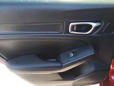 Used 2025 Acura Integra FWD image 10