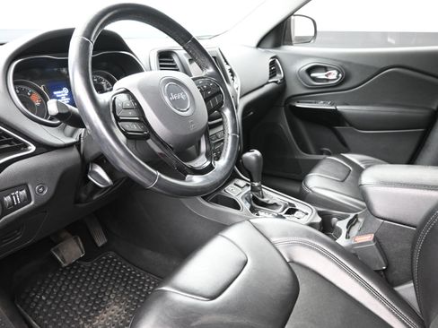 Used 2020 Jeep Cherokee Latitude Plus FWD image 10