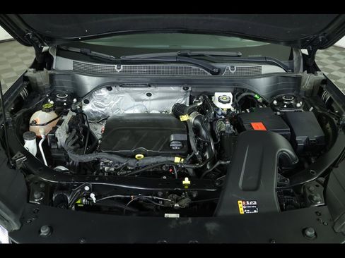 Used 2024 Chevrolet Trax LT w/ Driver Confidence Package image 18