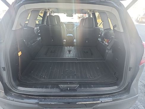 Used 2023 Subaru Ascent Touring image 8