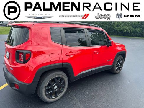 Used 2020 Jeep Renegade Latitude w/ Cold Weather Group FWD image 1