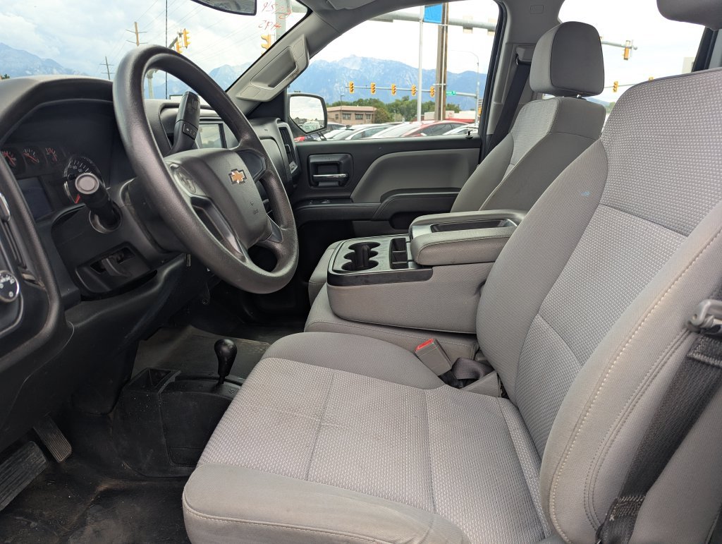 Used 2018 Chevrolet Silverado 1500 W/T w/ Trailering Package AWD/4WD image 15
