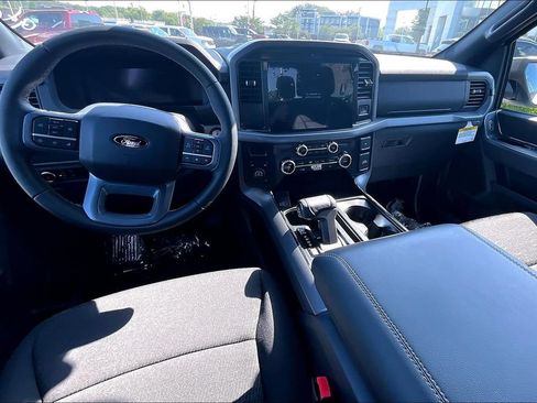 New 2026 Ford F150 XLT w/ XLT Black Appearance Package AWD/4WD image 5