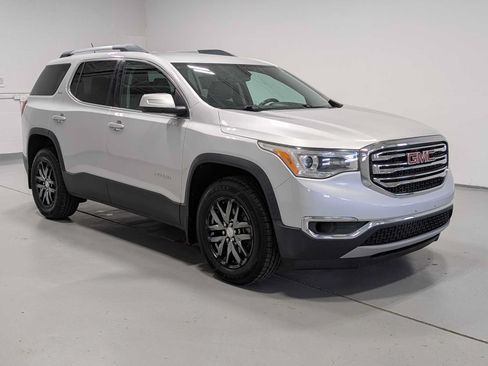 Used 2017 GMC Acadia SLT AWD/4WD image 6