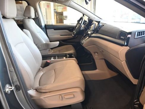 Used 2018 Honda Odyssey Elite image 10