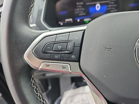 Used 2024 Volkswagen Tiguan S image 21