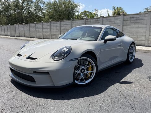 Certified 2022 Porsche 911 GT3 RWD image 1