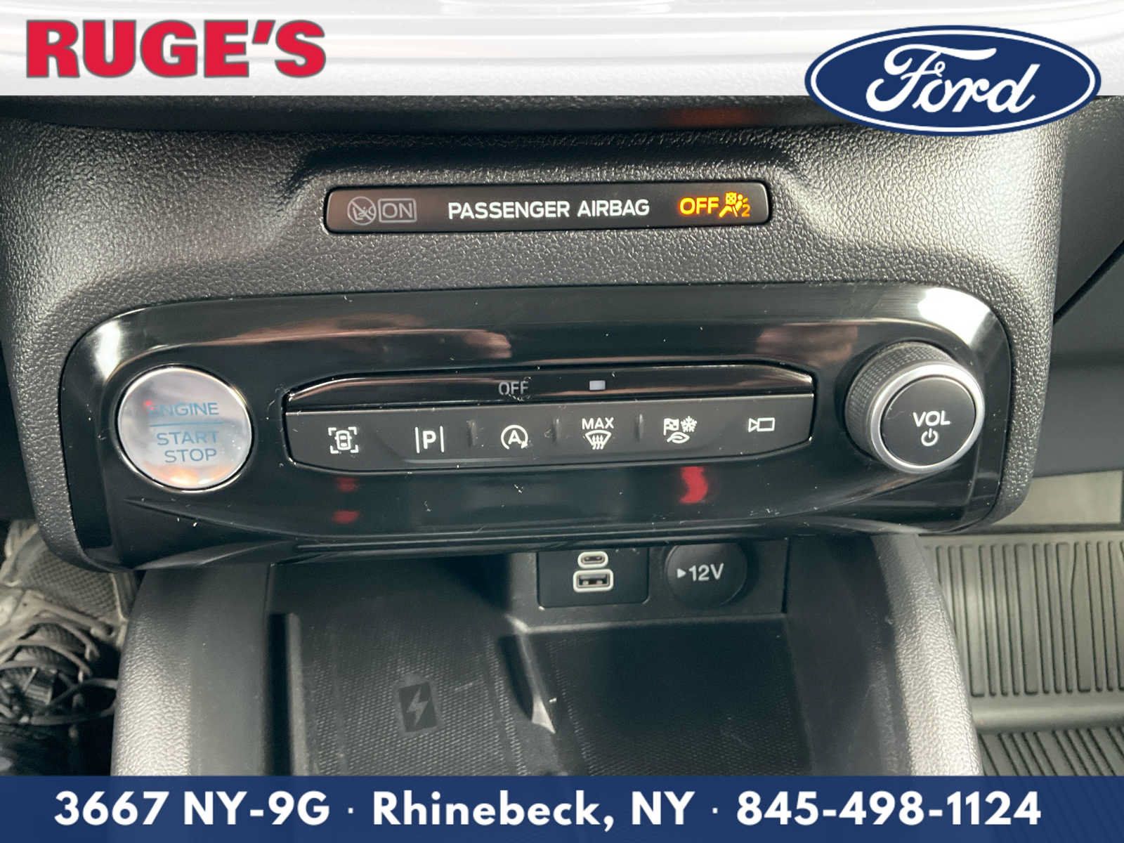 Certified 2024 Ford Escape Platinum w/ Premium Technology Package AWD/4WD image 24