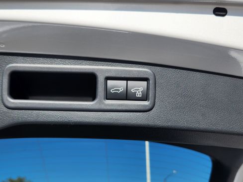 Used 2025 Lexus RX 350 Premium image 23