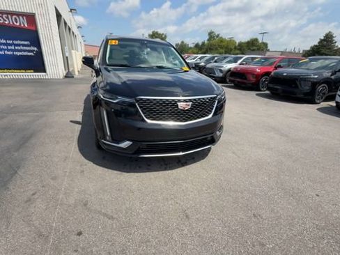 Certified 2024 Cadillac XT6 Premium Luxury w/ LPO, Floor Liner Package AWD/4WD image 3