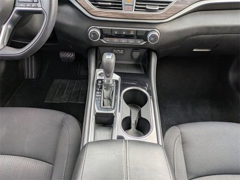 Used 2023 Nissan Altima 2.5 SV image 19