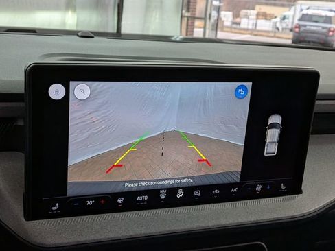 Used 2025 Ford Maverick XLT w/ Equipment Group 301A image 36