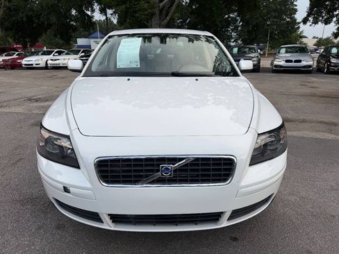 Used 2005 Volvo S40 2.4i FWD image 2