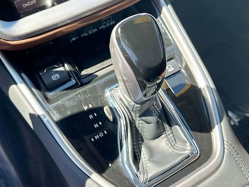 Used 2025 Subaru Outback Touring w/ Tech Package 3 AWD/4WD image 15