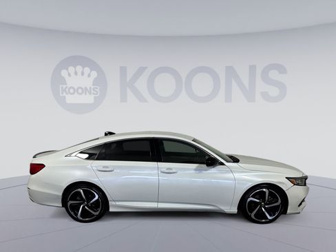 Used 2022 Honda Accord Sport image 8