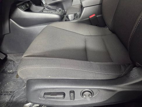 Used 2024 Honda CR-V EX image 11