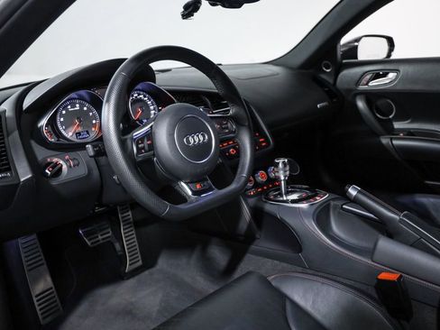 Used 2014 Audi R8 V8 image 37
