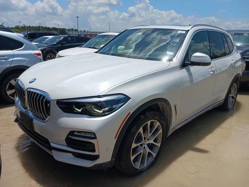 Used 2020 BMW X5 sDrive40i w/ Premium Package RWD image 2