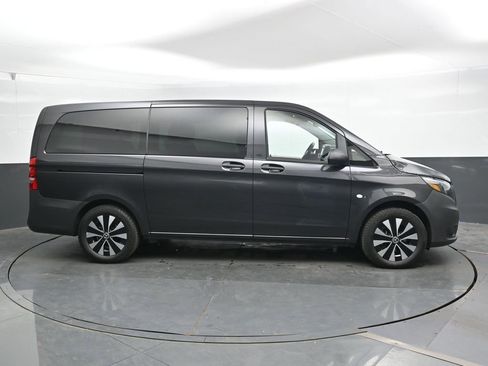 Used 2023 Mercedes-Benz Metris Passenger image 5