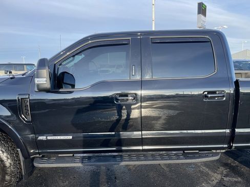 Used 2022 Ford F250 Lariat w/ Tremor Off-Road Package image 29