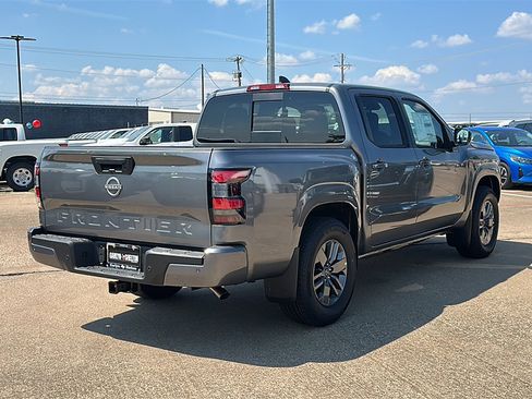 New 2026 Nissan Frontier SV w/ SV Convenience Package image 8