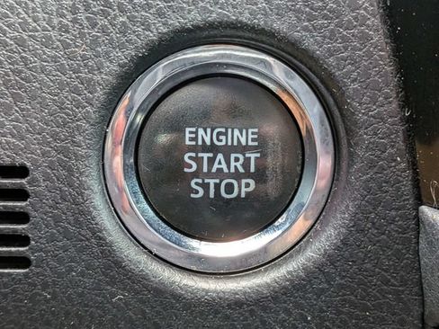 Used 2016 Toyota Corolla S Special Edition FWD image 27