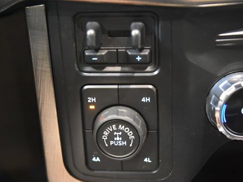 Used 2022 Ford F150 King Ranch w/ Equipment Group 601A High AWD/4WD image 32