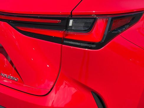 Used 2022 Lexus NX 250 FWD image 34