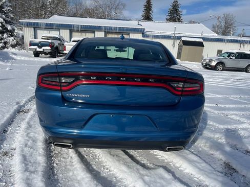 Used 2023 Dodge Charger SXT image 6