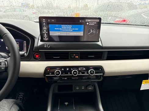 New 2026 Honda Pilot Touring image 20