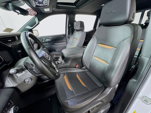 Used 2023 GMC Sierra 1500 AT4 w/ AT4 Premium Package AWD/4WD image 16