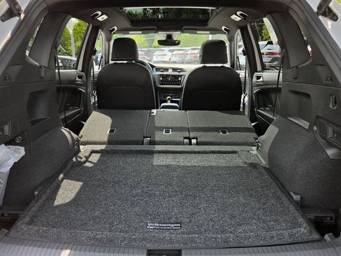 Used 2022 Volkswagen Tiguan SEL R-Line AWD/4WD image 71
