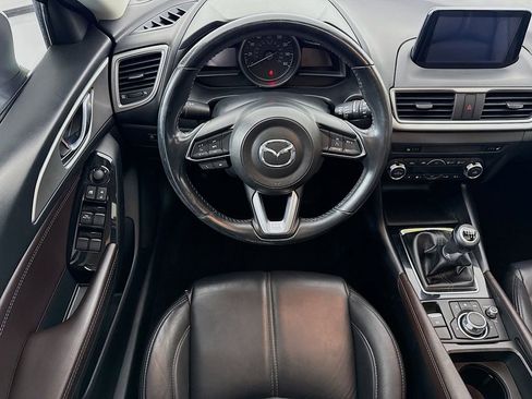 Used 2018 MAZDA MAZDA3 Touring image 10
