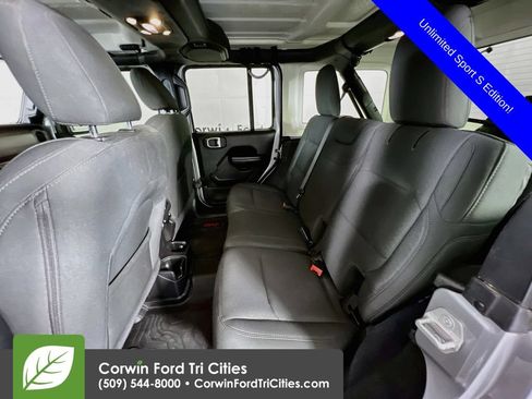 Used 2021 Jeep Wrangler Unlimited Sport AWD/4WD image 26