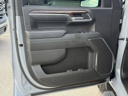 Used 2024 GMC Sierra 1500 Elevation AWD/4WD image 33