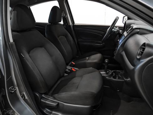 Used 2019 Nissan Versa S Plus FWD image 32