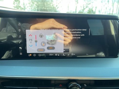 New 2025 Nissan Murano SL image 18