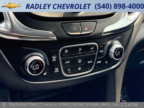 Used 2023 Chevrolet Equinox LT FWD image 10