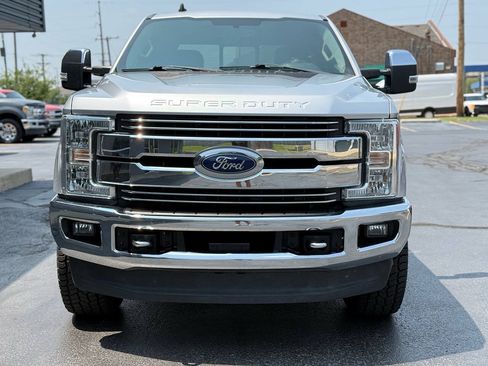 Used 2019 Ford F250 Lariat w/ Chrome Package AWD/4WD image 2