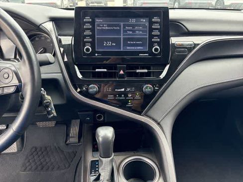 Used 2023 Toyota Camry SE image 20