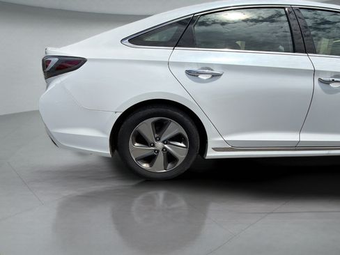 Used 2017 Hyundai Sonata Limited w/ Ultimate Package 02 FWD image 30