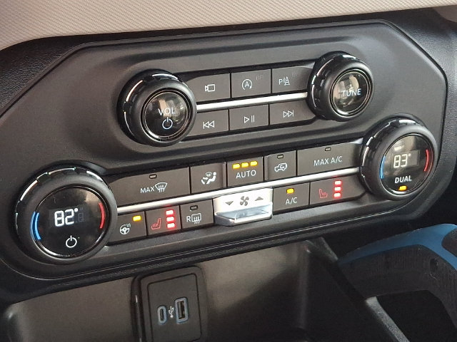 Used 2023 Ford Bronco Wildtrak AWD/4WD image 14