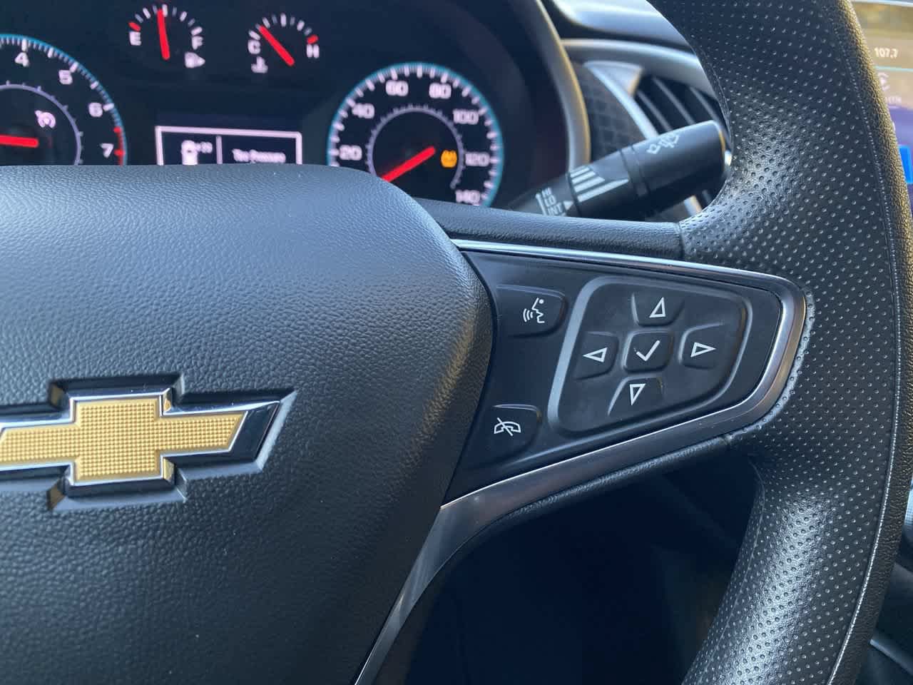 Used 2025 Chevrolet Malibu LT FWD image 21