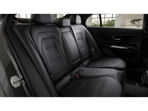 New 2026 Mercedes-Benz E 53 AMG e 4MATIC Sedan image 5