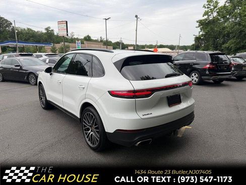 Used 2021 Porsche Cayenne AWD/4WD image 4